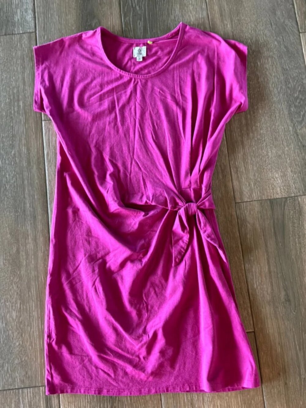 Tasc Performance women's side tie organic cotton blend raspberry color dress M